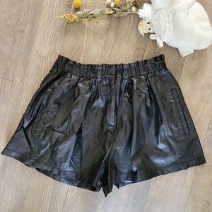 ZARA black vegan leather paperbag short
